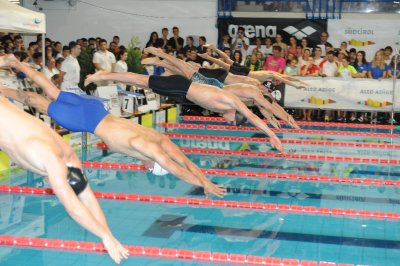 Thomas Ceccon brilliert bei Swimmeeting Südtirol